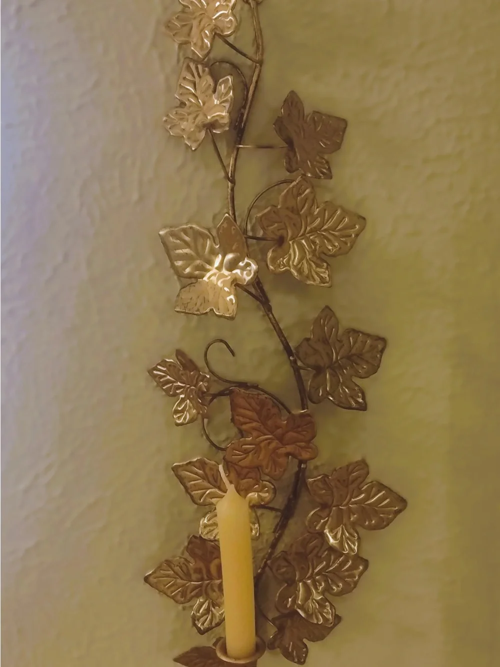 Vintage Set Gold-toned Leaf Candle Sconces.